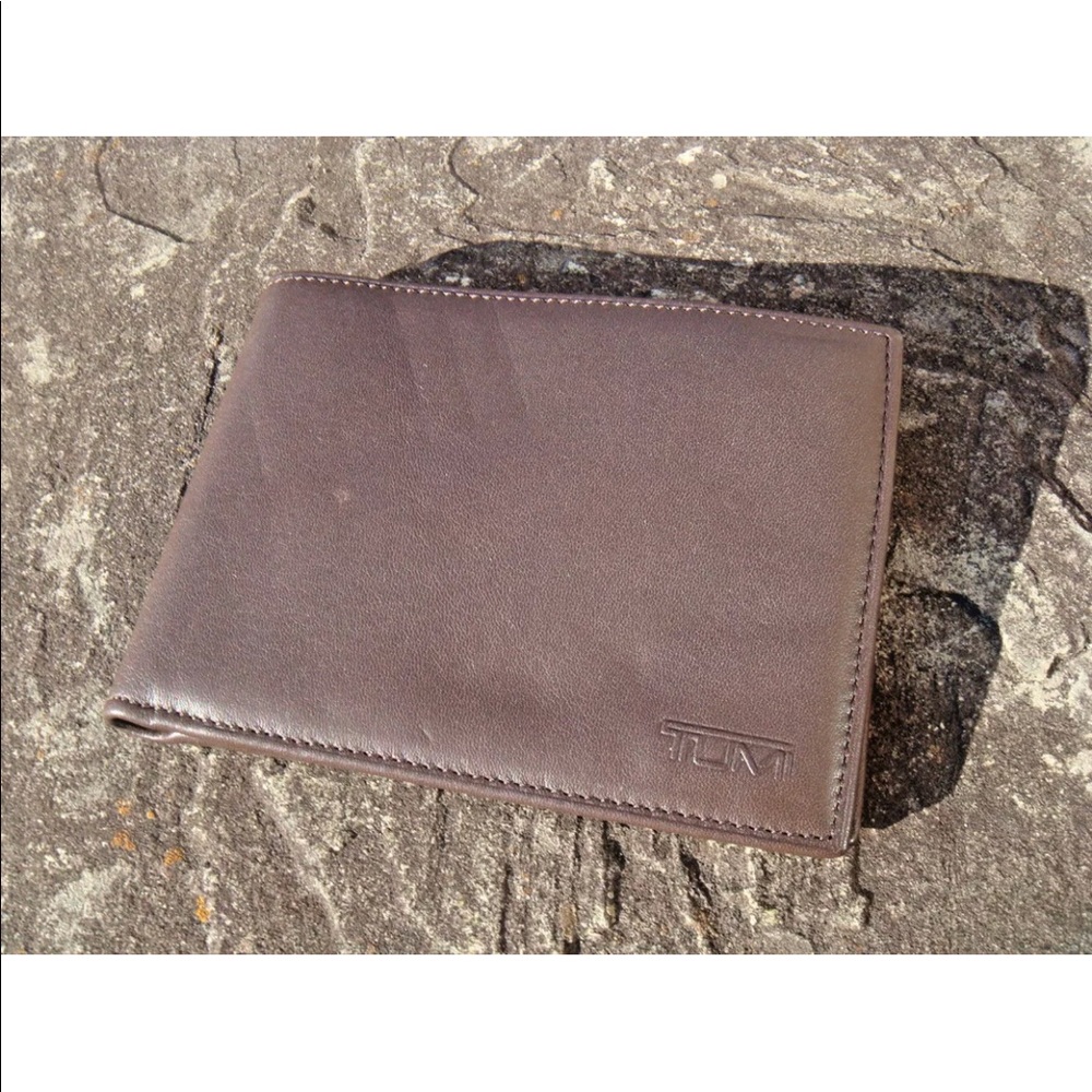 Tumi wallet